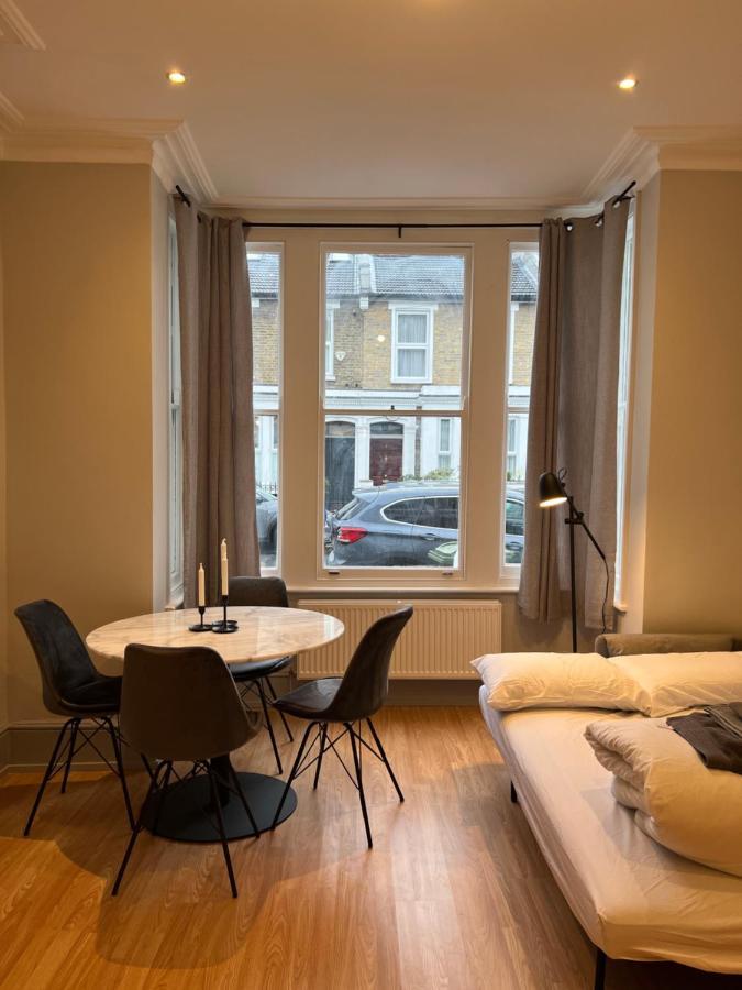 Lovely 2-Bedroom Victorian Flats Londyn Zewnętrze zdjęcie